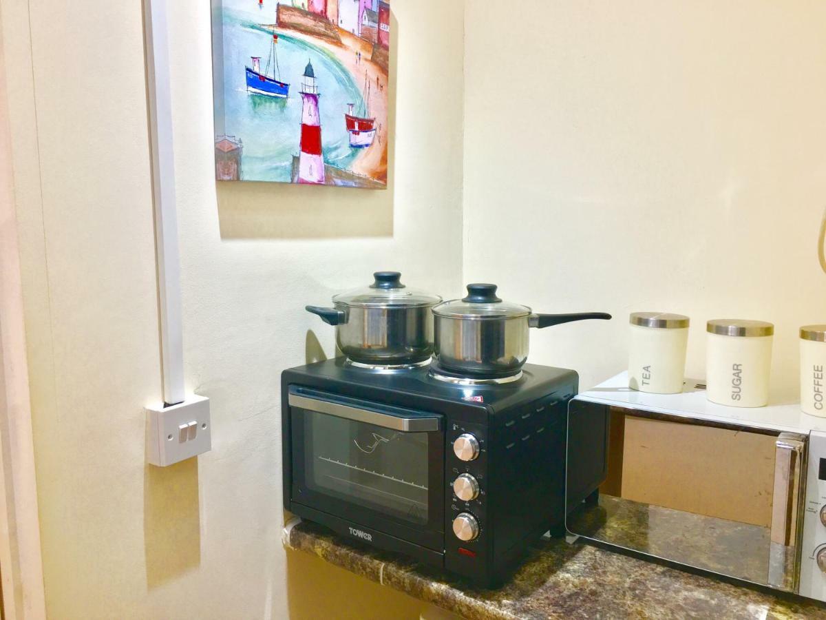 London Studio Apartments, Private Bathrooms And Parking Ilford Luaran gambar