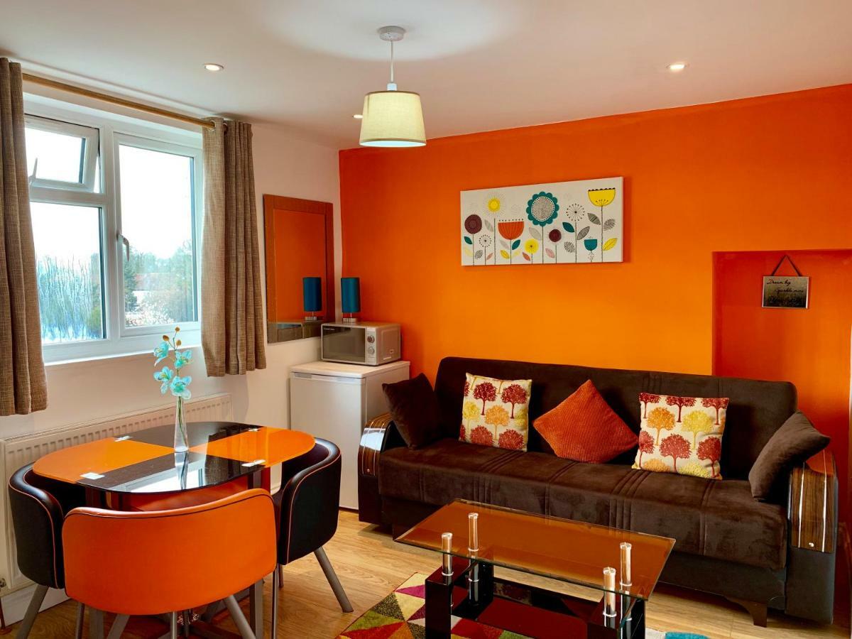 London Studio Apartments, Private Bathrooms And Parking Ilford Luaran gambar