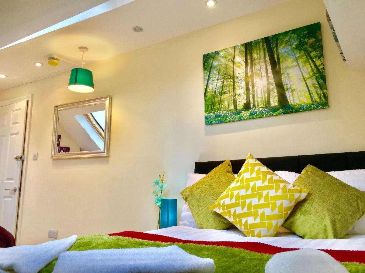 London Studio Apartments, Private Bathrooms And Parking Ilford Luaran gambar