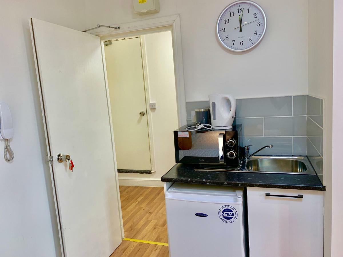 London Studio Apartments, Private Bathrooms And Parking Ilford Luaran gambar