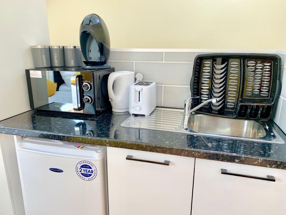 London Studio Apartments, Private Bathrooms And Parking Ilford Luaran gambar